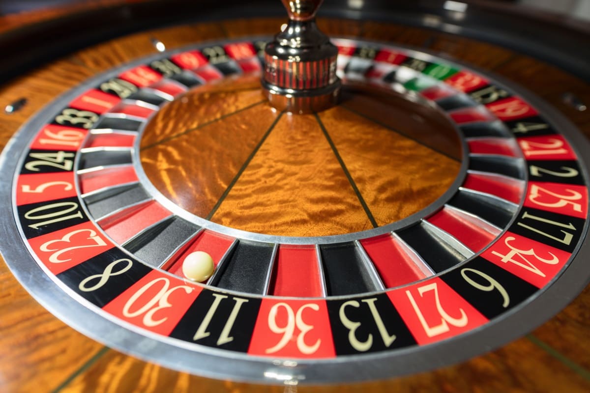 ruleta franceza intr-un cazino fizic