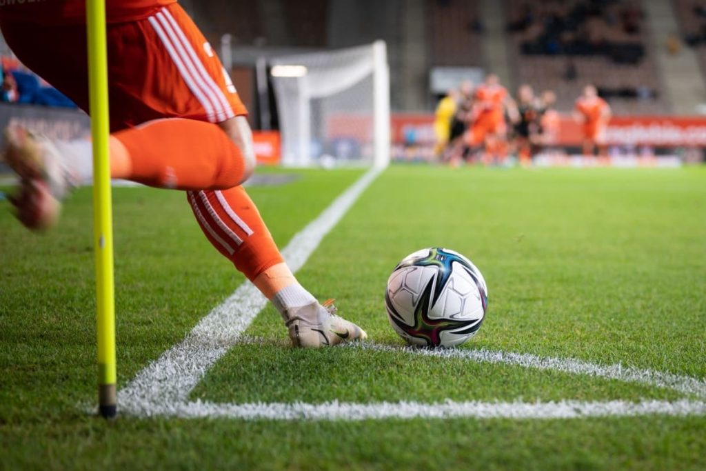 corner-meci-de-fotbal
