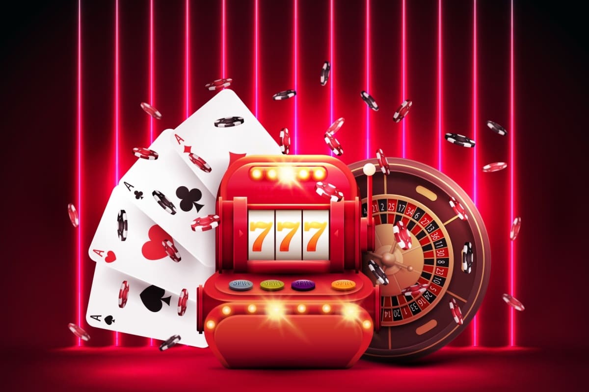 ilustratie cu un slot de cazino mecanic, ruleta, carti de joc si jetoane