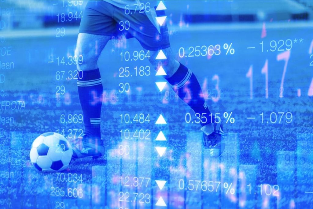 statistici si cote pentru pariuri sportive, cu un jucator de fotbal in fundal