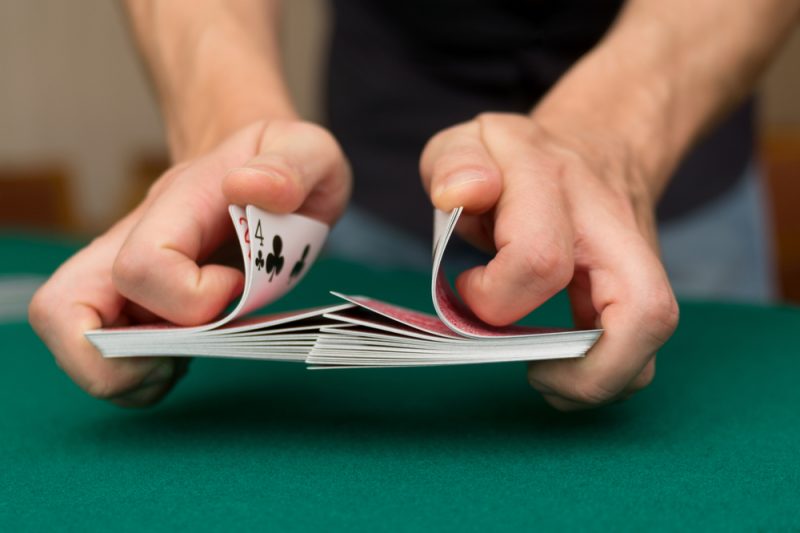 amestecarea cartilor shuffle la casino online